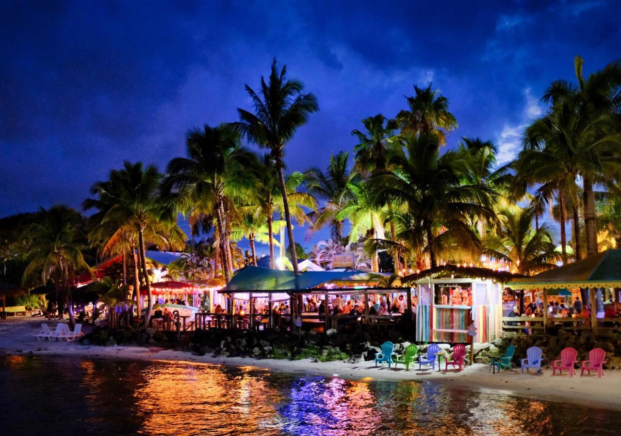 Capt Hirams Resort Себастьян Экстерьер фото